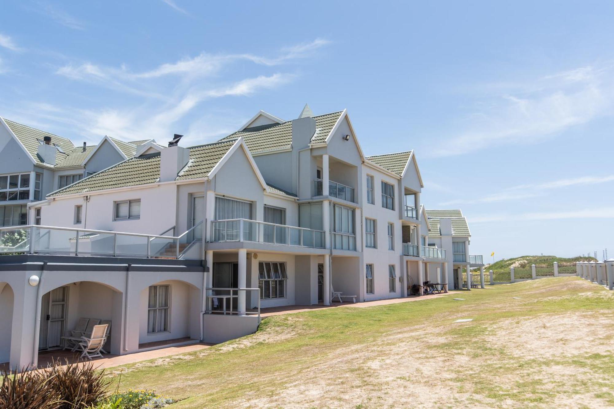 Summerseas Beach Living Port Elizabeth Esterno foto