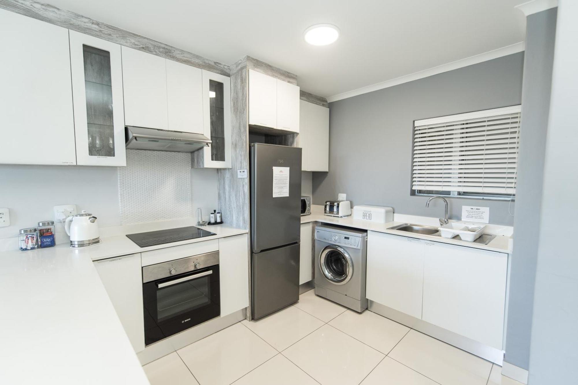 Summerseas Beach Living Port Elizabeth Esterno foto